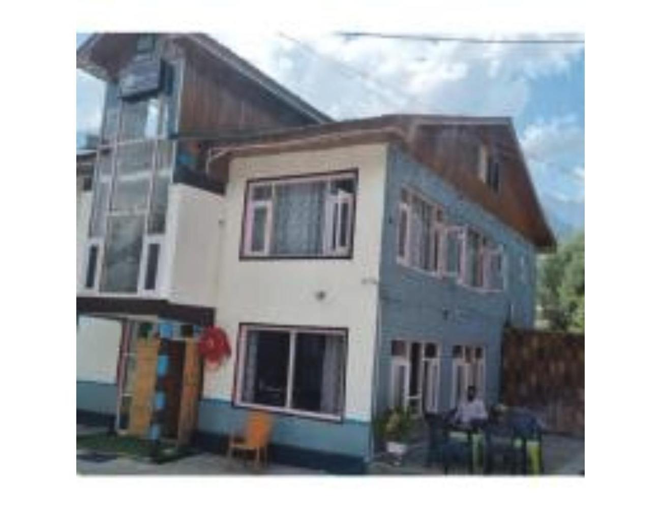 New Relax Inn, Pahalgam, 2 Km From Lidder Valley Экстерьер фото