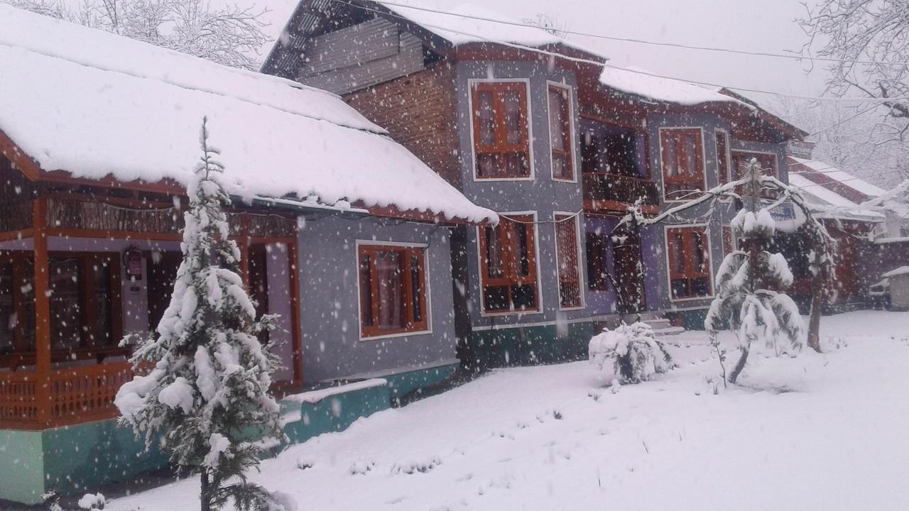 New Relax Inn, Pahalgam, 2 Km From Lidder Valley Экстерьер фото