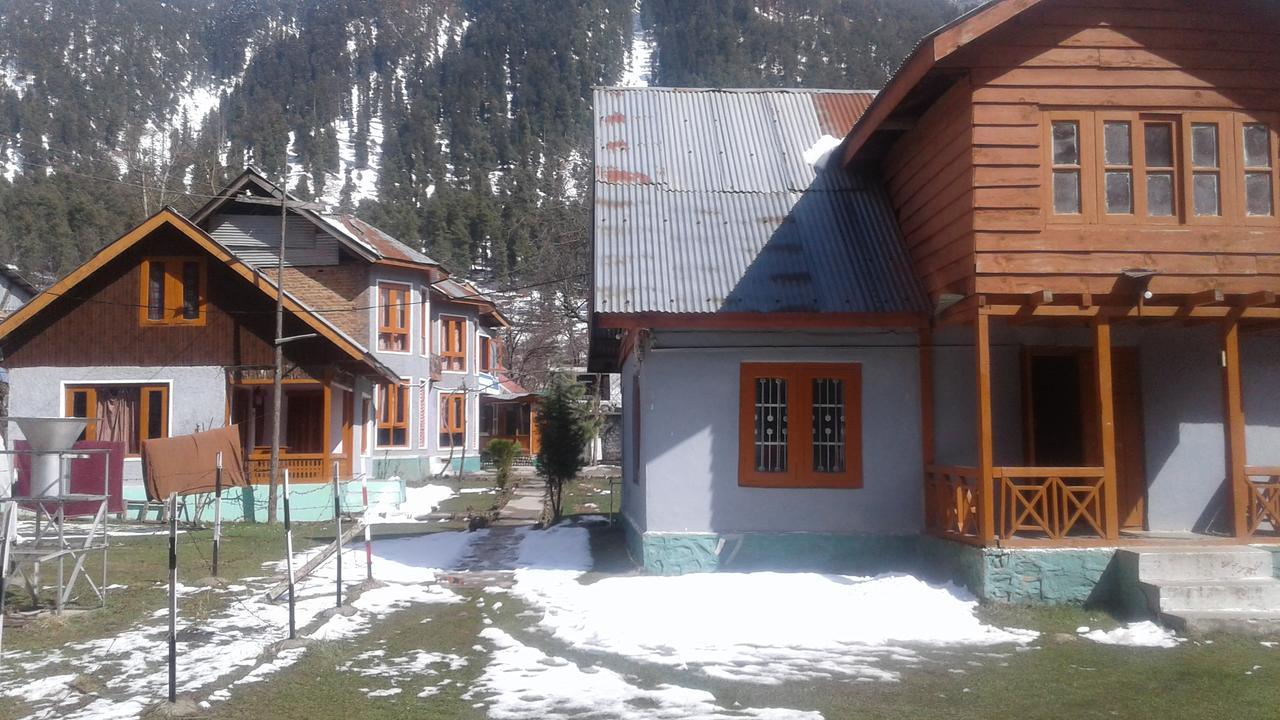 New Relax Inn, Pahalgam, 2 Km From Lidder Valley Экстерьер фото