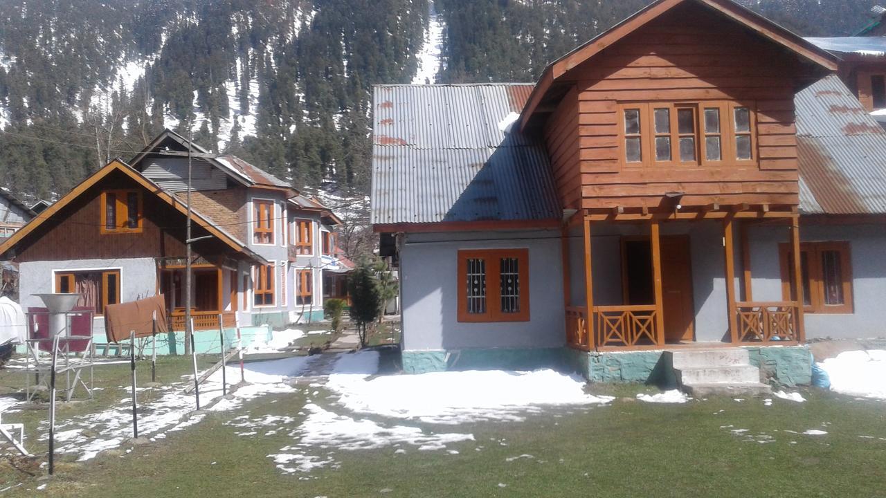 New Relax Inn, Pahalgam, 2 Km From Lidder Valley Экстерьер фото