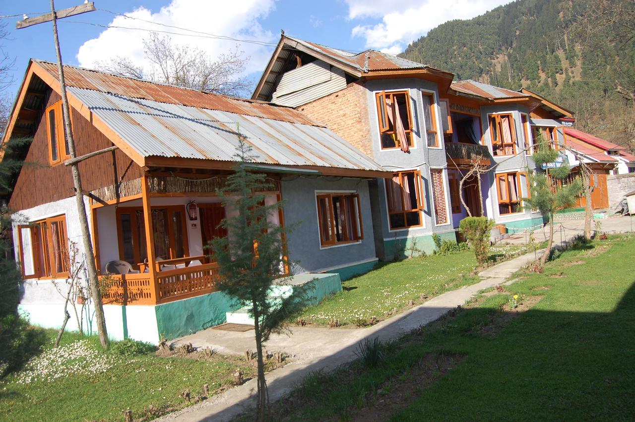 New Relax Inn, Pahalgam, 2 Km From Lidder Valley Экстерьер фото