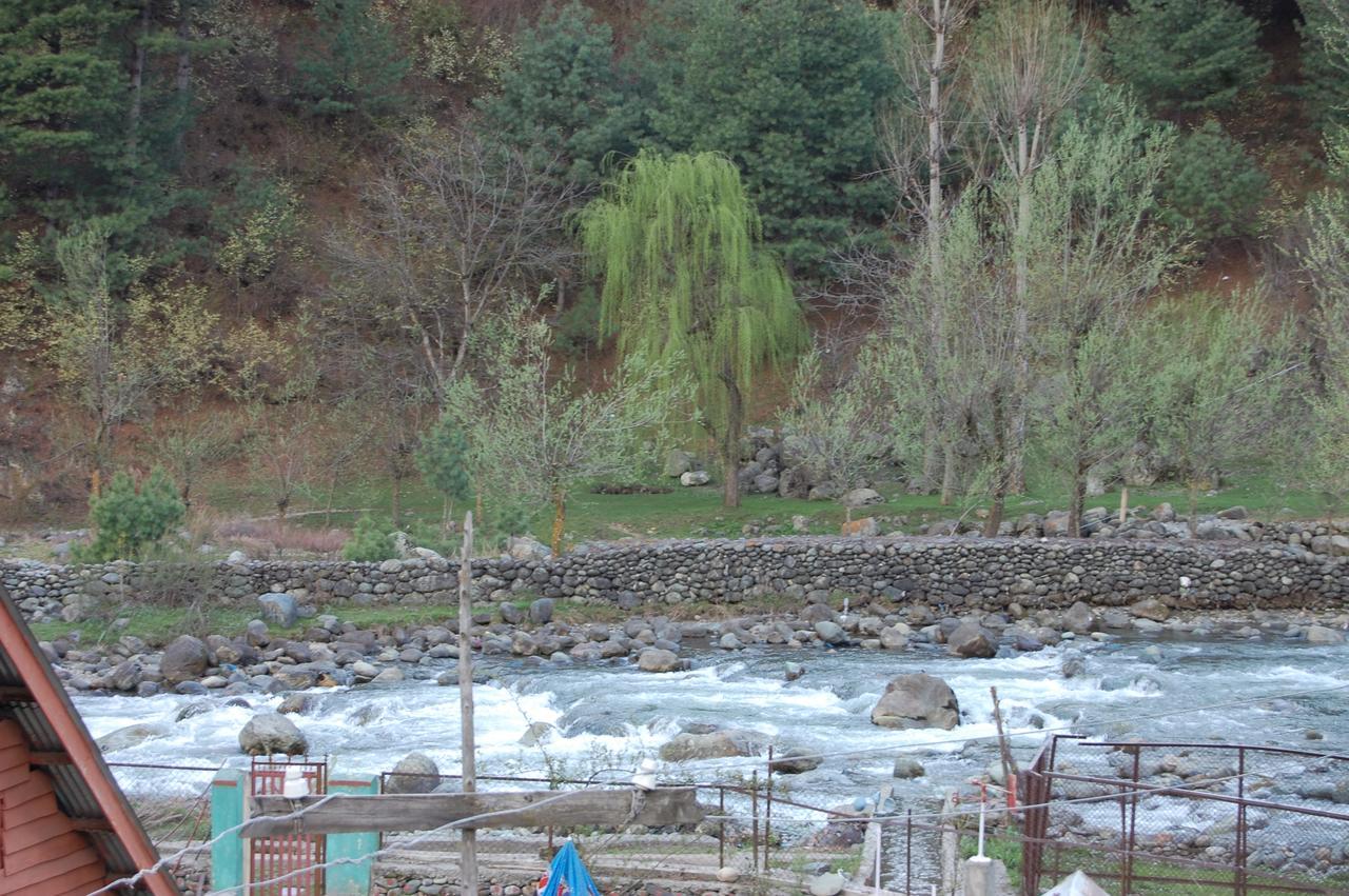 New Relax Inn, Pahalgam, 2 Km From Lidder Valley Экстерьер фото
