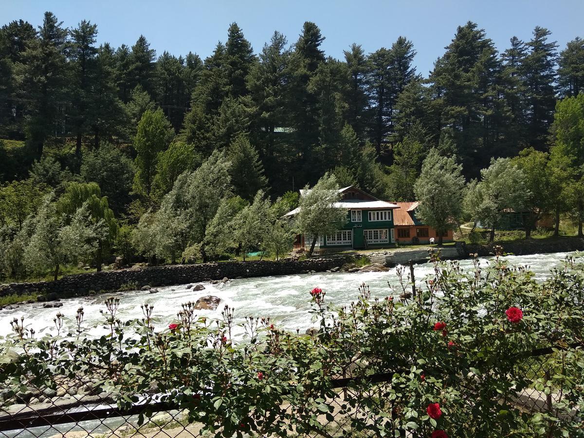 New Relax Inn, Pahalgam, 2 Km From Lidder Valley Экстерьер фото